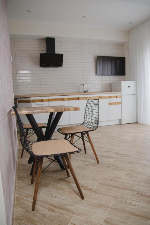 Oasis Family Apartments Sanjiika Exterior foto